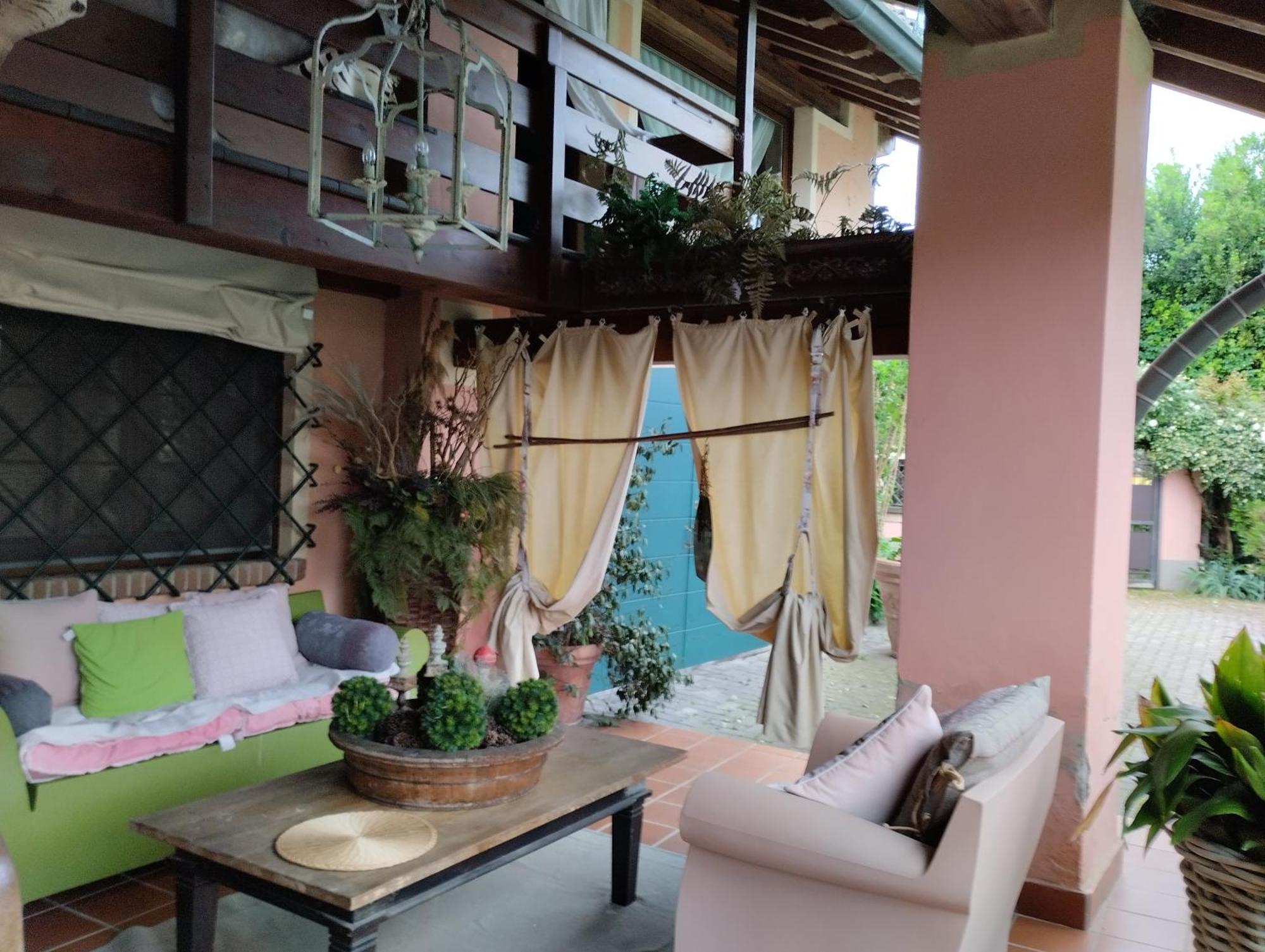Bed and Breakfast Il Cortiletto Quartiano Exterior foto